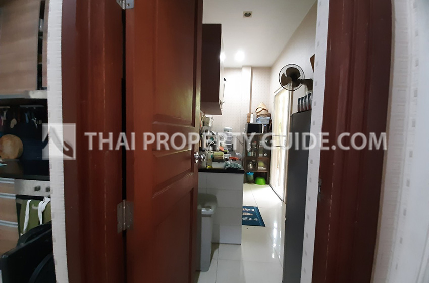 House with Private Pool in Sukhumvit 